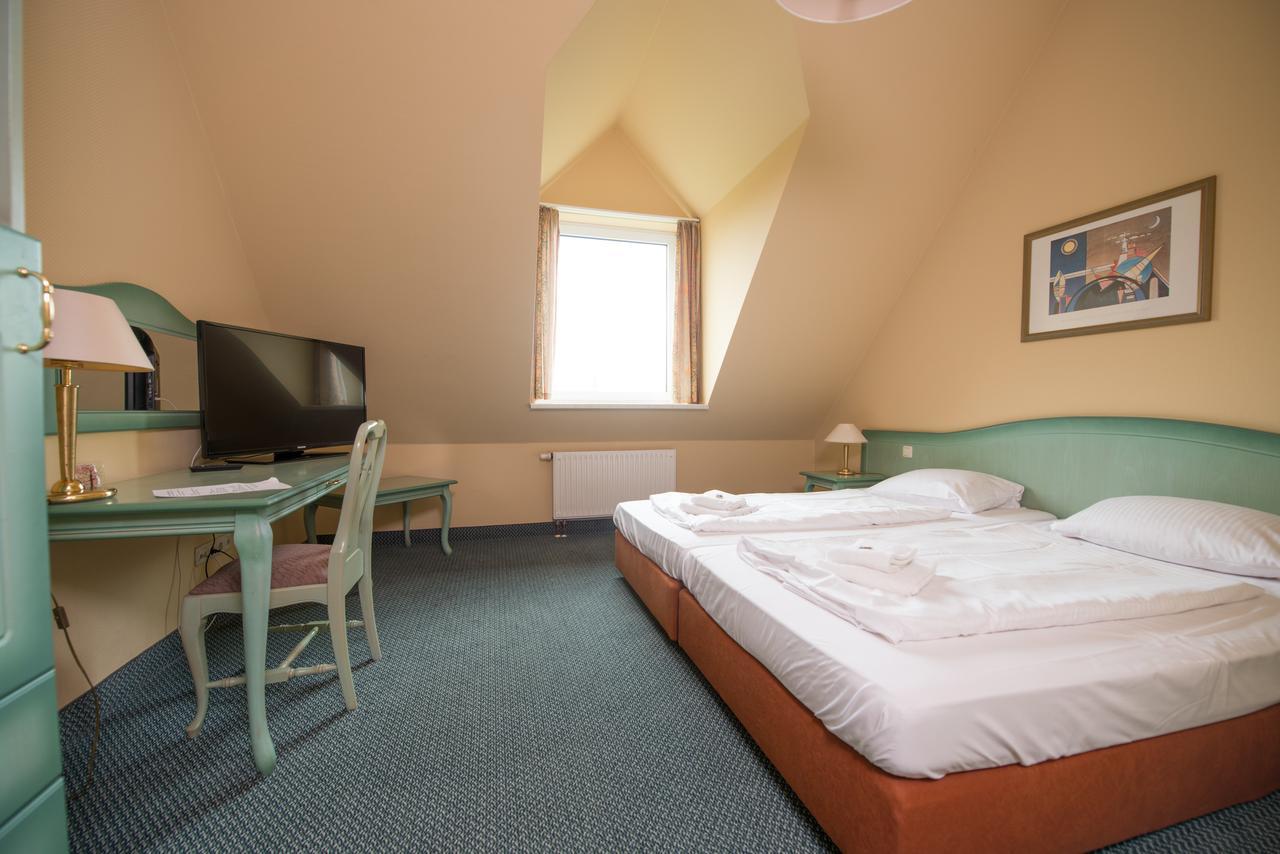 Hotel Ziegenkrug Schweriner Tor Pampow 외부 사진